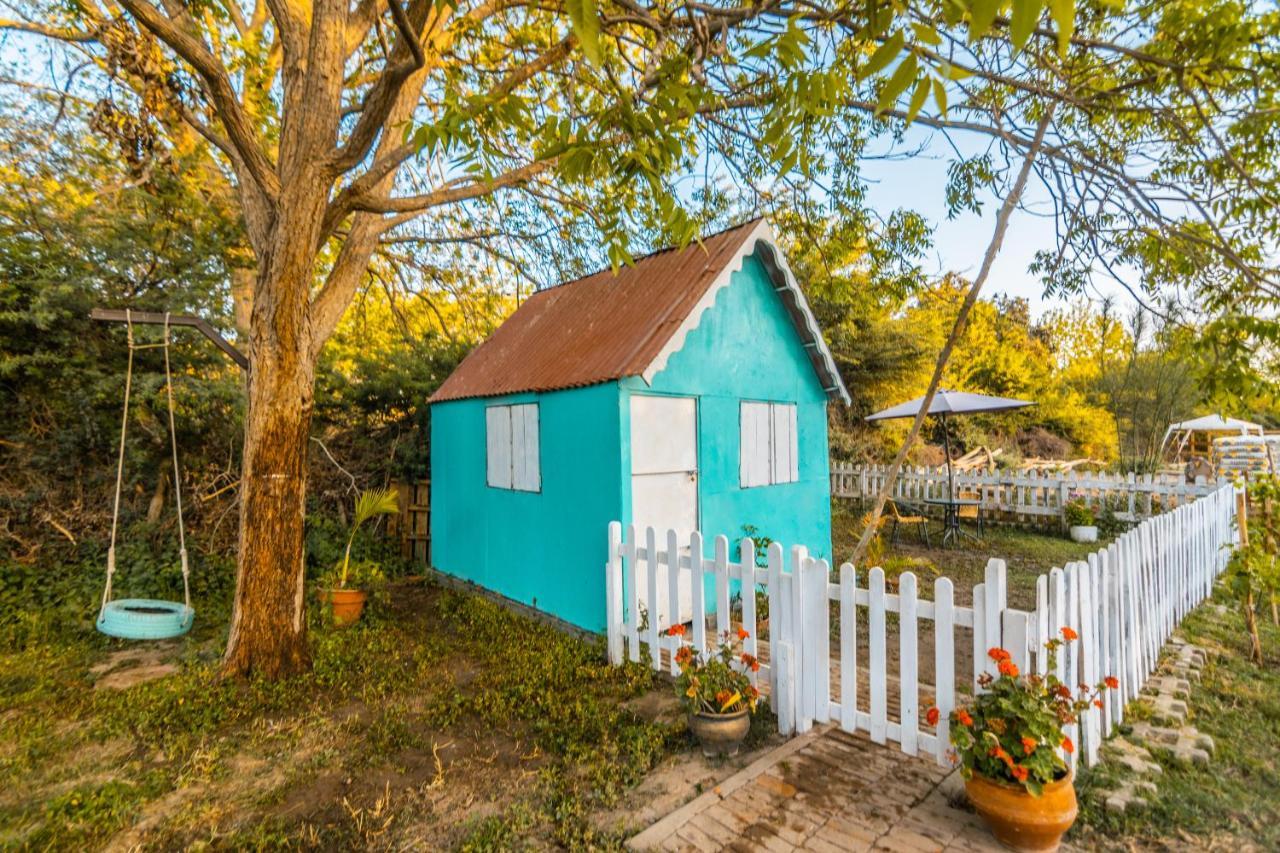 Хостел Luchy'S Country House Ика Экстерьер фото